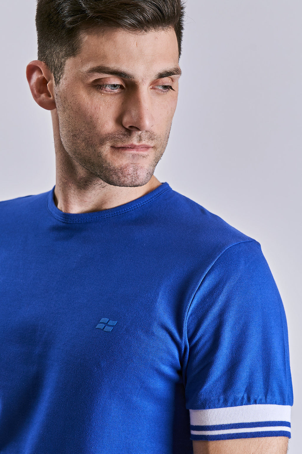 Azul