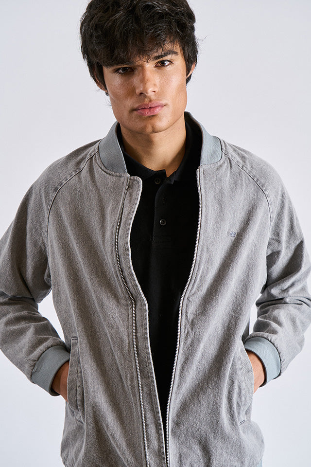 Gris